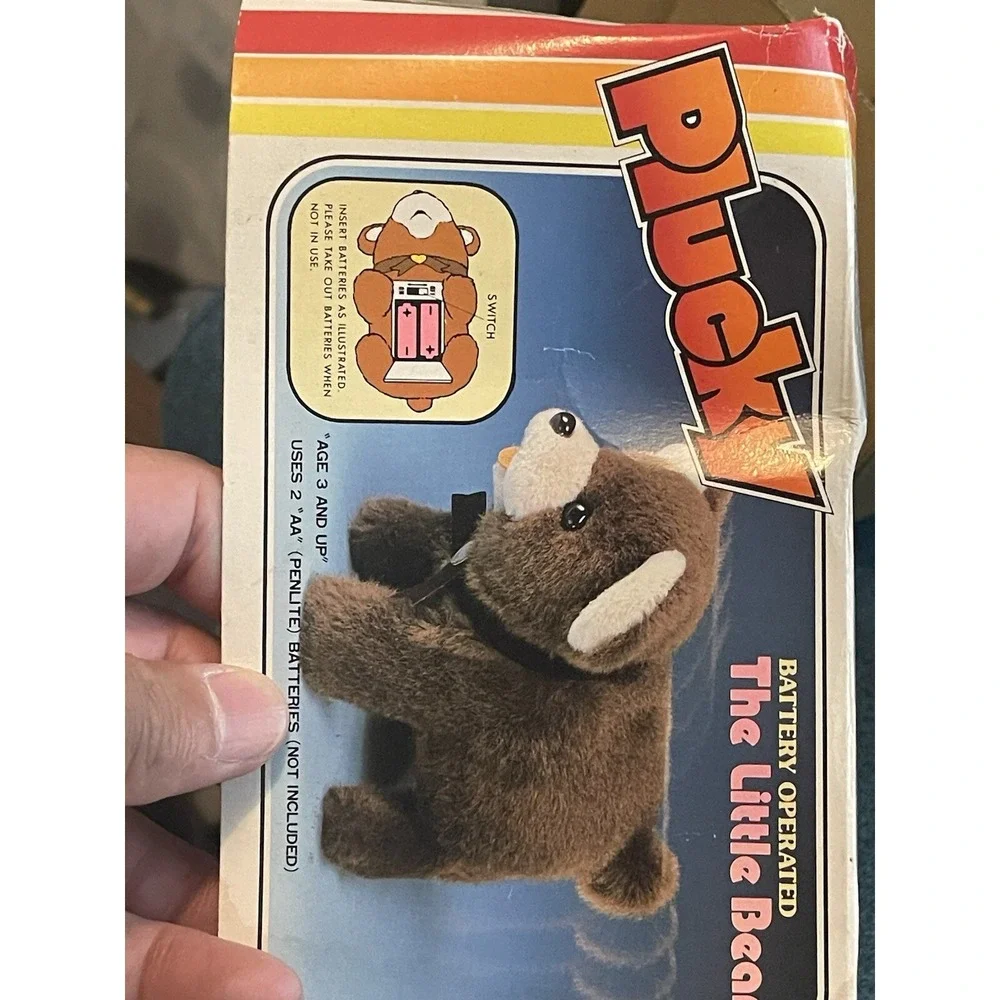 Vintage Plucky Bear  , ( Not‎ Working )